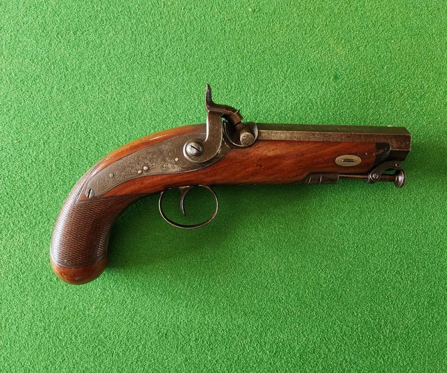 Durs Egg London Travelling Pistols